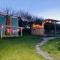 Luxury Stargazing Glamping - Seren Aur with Hot Tub