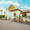 Luxury Micro-Resort, Theater, Sauna, Heated Pool