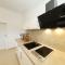 Apartments ROSINI, 300m from the beach with shared tavern and bikes, Nin