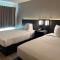 Howard Johnson Tropicana