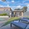 Blair Street - Luxury Home with Pool and Theatre