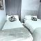 BUSHWA APARTMENTS # 4 , 5 estrellas