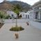 Morpheas Pension Rooms & Apartments