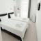 R HOUSE HOTEL