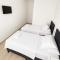 R HOUSE HOTEL