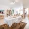Tropical 2 BDR Apt in Lagos Centre by LovelyStay