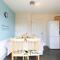 3 Bedroom House By B and R Serviced Accommodation Amesbury With Wifi & Free Parking