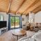 The Big Easy Lakefront Cabin