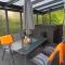 HET Lounge