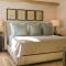 Eleven Scarp Ridge Lodge