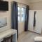 Annas Apartments and Studios - Planespotters Paradise!!!
