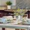 The Chic Downtown Residence | Luxe + Free Parking