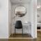 Downtown Chic Retreat | Elegant + Free Parking
