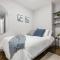 Downtown Chic Retreat | Elegant + Free Parking