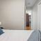 Downtown Chic Retreat | Elegant + Free Parking
