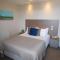 Cullen Bay Hotel