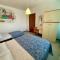 Seaview flat just 70m from the sea