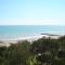 Seaview flat just 70m from the sea
