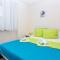Dvosobni apartman u kući s bazenom, 1 kat