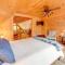 Hot Tub and Dock Waterfront Cabin in Old Forge!