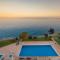 Sunny Getaway in Funchal