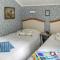 2 Bedroom Awesome Home In Torestorp