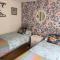 North Laine Sunny Cottage - PARKING available
