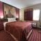 Super 8 by Wyndham Paris IL