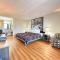 Super 8 by Wyndham Hardeeville - Savannah North