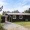 Three-Bedroom Holiday Home In Rodby