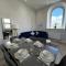 Welsh Getaway Apartment - Town Centre