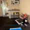 Modern BNB unit with Wifi and Breakfast