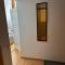 Doppelzimmer-Bad-Kühlschrank-Tv-19