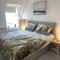 Apartment - Centre of Swanage Stunning Sea views