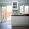 Cozy 3-Bedroom Home in Luton