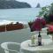 Agathi Beach House (Black Rocks)