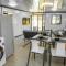 Jasmine Retreat - Modern 2BR Home with Private Jacuzzi Near the Beach