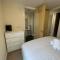 Comfortable 3-Storey House with Free Car Parking