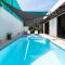 Private pool & rooftop patio Hot tub, AC, WI-FI