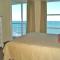 Seaside Resort 1003