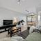 Modern Coastal Retreat 2BR Near Rockingham Beach