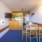 Studio Lauzieres 10 Arc