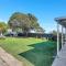 Christies Grove - Seaside Bliss near McLaren Vale