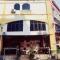 L Ferringhi Hotel