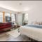 2 bedroom Apt