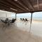 Sun Retreat Meneou