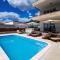 Villa 3D by the Sea with pool and included breakfast