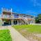 Steps to Beach Bright Emerald Isle Retreat