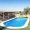 Cozy Home In Baza With Wifi