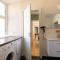 Big 4 BR Apartment with Bathtub by CPH City Hall Square
